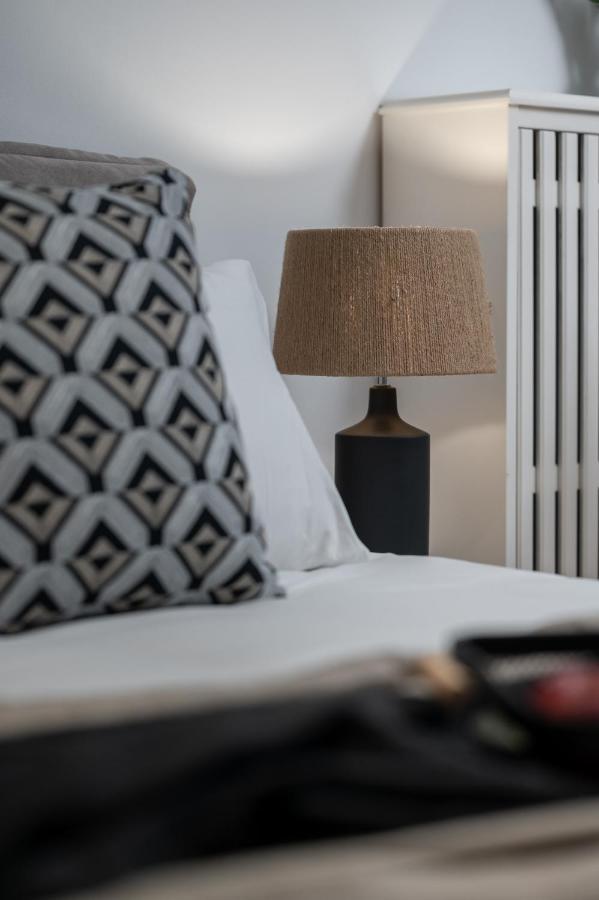 Blue Chill Paradise Seaview Suite W/ Kingbed Piraeus Exterior photo